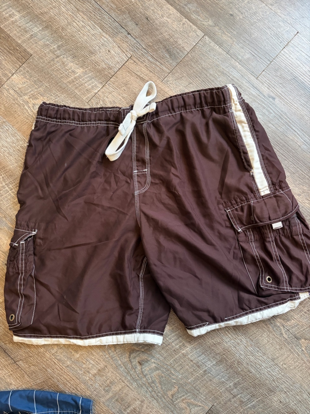 Men’s Swim Trunks - Picture 5 of 10